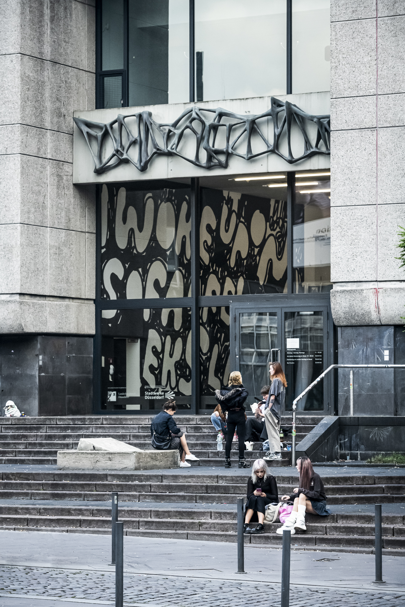 Eine Wandzeichnung - Kunsthalle Düsseldorf 2021